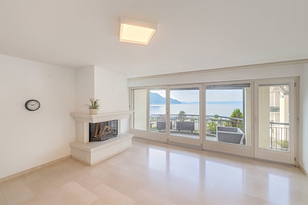 Grand duplex de 3.5 pièces avec vue imprenable sur le lac et les montagnes 3