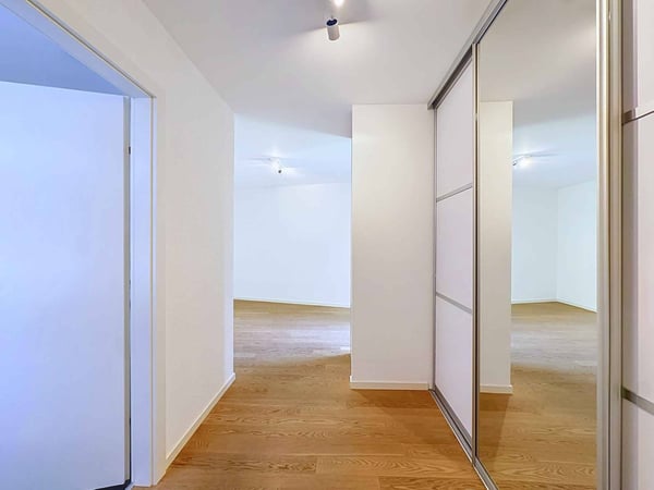 Spacieux appartement de 5.5 pièces avec terrasse et grand jardin 8