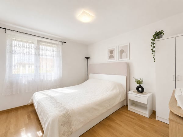 Spacieux appartement de 4,5 pièces avec vue sur les montagnes 9