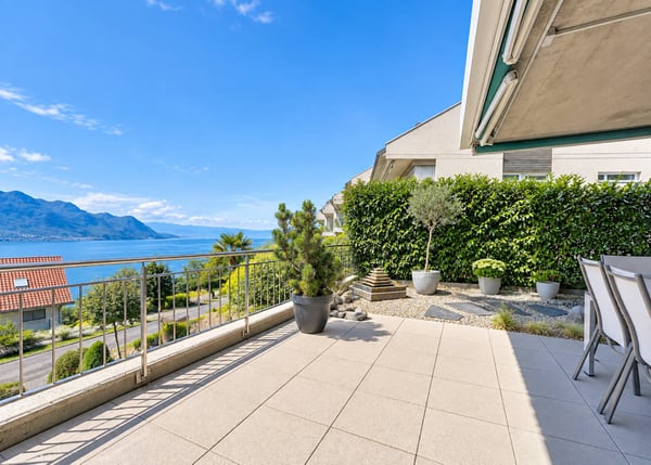 Superbe 3.5 pièces avec grande terrasse et vue lac imprenable 4