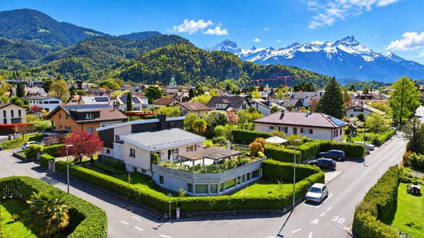 Belle et grande villa avec vue imprenable sur les Dents du Midi 11