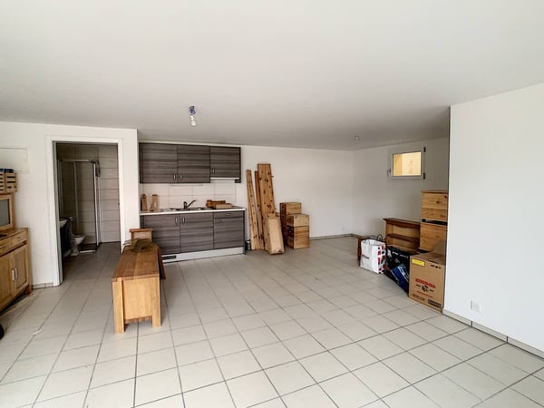 Local de stockage très bien situé 1