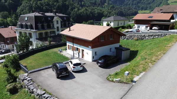 Maison individuelle de 4.5 pièces avec exposition sud et vue sur les montagnes 12