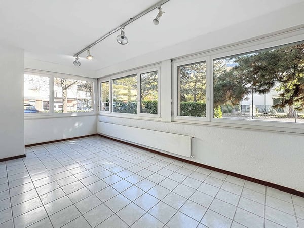 Exclusivité - Local commercial Martigny 3