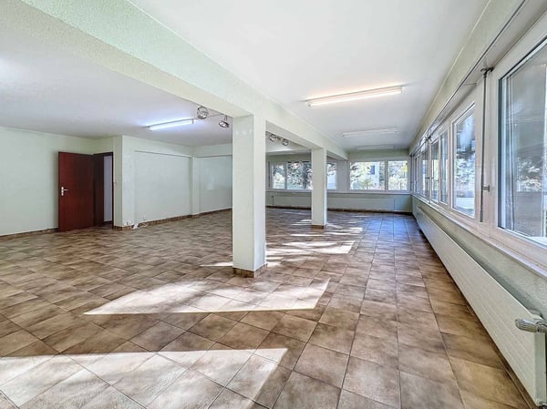 Exclusivité - Local commercial Martigny 7