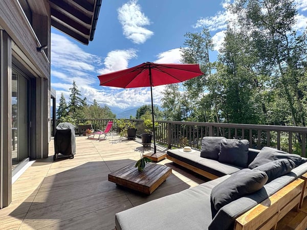 Exceptionnel chalet sur 3 niveaux avec piscine intérieure/ espace bien-être 8