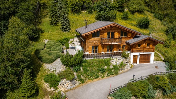 Exclusivité Chalet d'exception avec vue panoramique 10