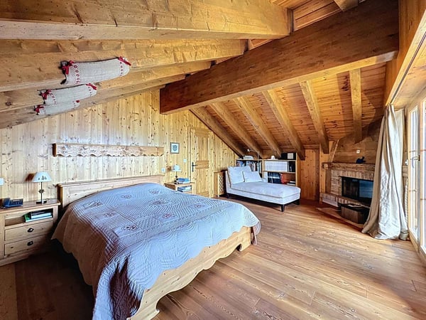 Très bel appartement en duplex/attique avec magnifique vue sur les Alpes 12