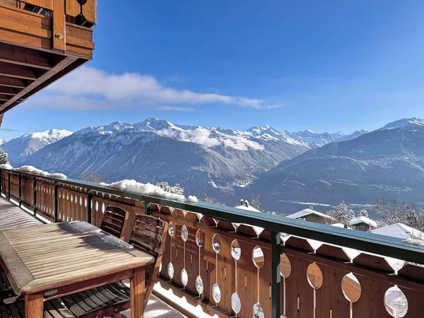 Très bel appartement en duplex/attique avec magnifique vue sur les Alpes 2