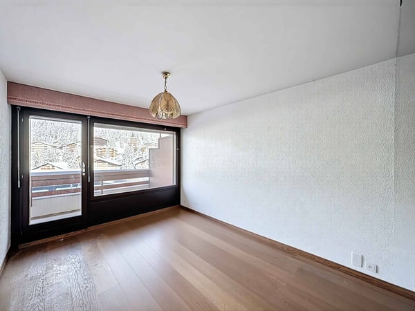 Appartement de 1.5 pièces face au golf avec très belle vue 8