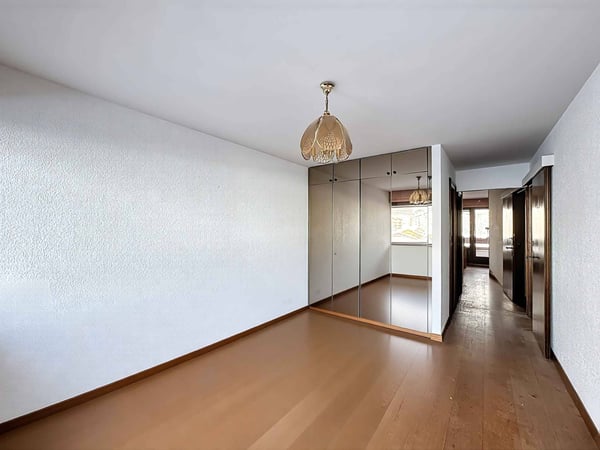 Appartement de 1.5 pièces face au golf avec très belle vue 9