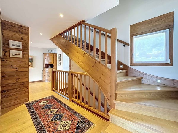 Magnifique chalet en vieux bois avec vue panoramique 11