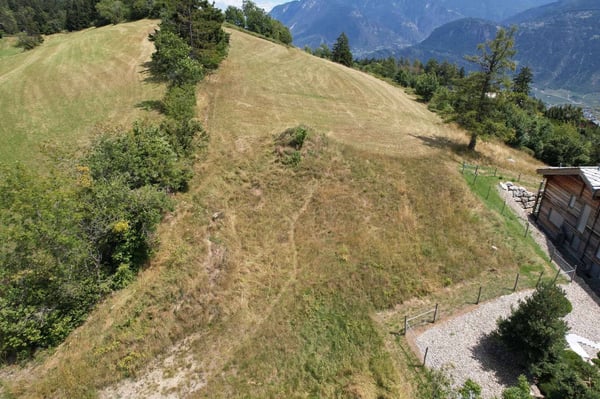 Parcelle d'exception avec permis de construire en force 2