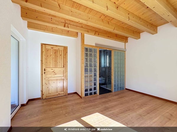 CHALET DE 15,5 PIÈCES COMPOSÉ DE TROIS APPARTEMENTS INDÉPENDANTS 9