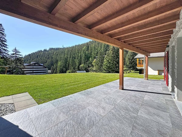 CHALET DE 15,5 PIÈCES COMPOSÉ DE TROIS APPARTEMENTS INDÉPENDANTS 13