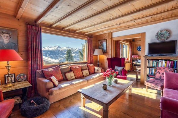 SUPERBE CHALET FAMILIAL DE 7 CHAMBRES : QUARTIER LA PRÉTAIRE