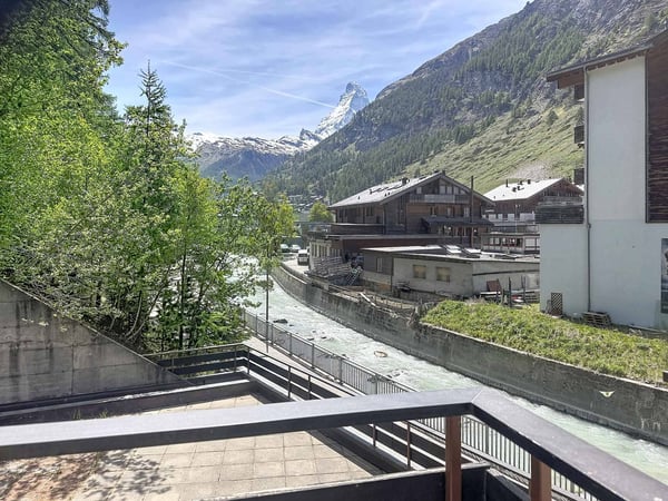 Appartement de 3,5 pièces avec vue Cervin. 12