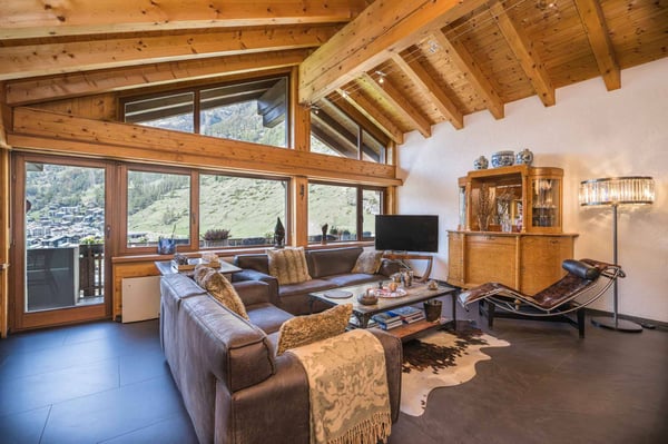 Appartement penthouse exclusif à Zermatt avec vue unique sur le Cervin 4
