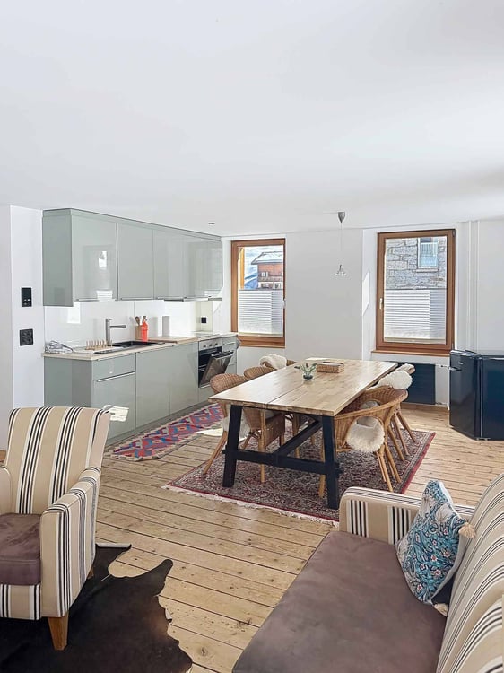 Bel appartement de 5 pièces duplex au centre de Randa 1