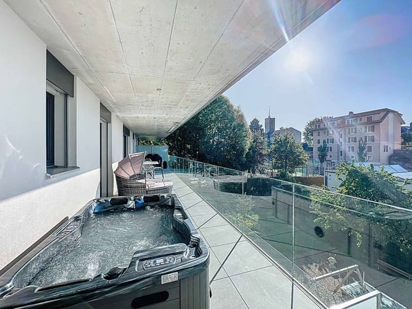 Appartement contemporain avec vue lac à La Coudre 6