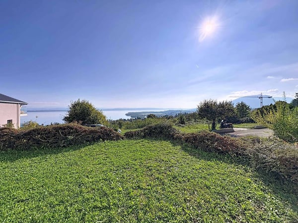 Élégante maison individuelle de 6,5 pièces avec terrasse et vue imprenable 10