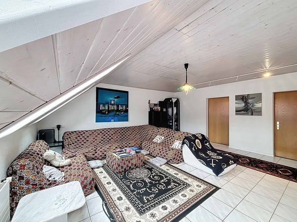 Spacieux appartement de 5 pièces au cur de La Chaux-de-Fonds 2
