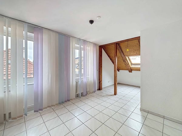 Spacieux appartement de 5 pièces au cur de La Chaux-de-Fonds 4