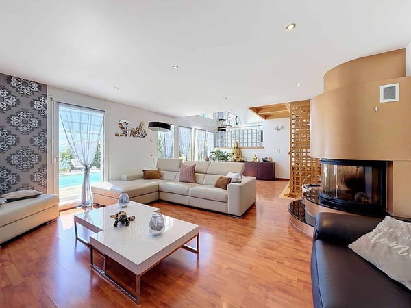 Un écrin contemporain face au lac, où luxe, lumière et sérénité ne font qu'un 4