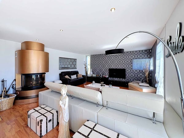 Un écrin contemporain face au lac, où luxe, lumière et sérénité ne font qu'un 3
