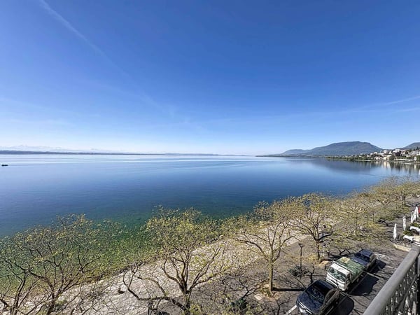 Élégant 5 pièces de caractère au cur de Neuchâtel 10