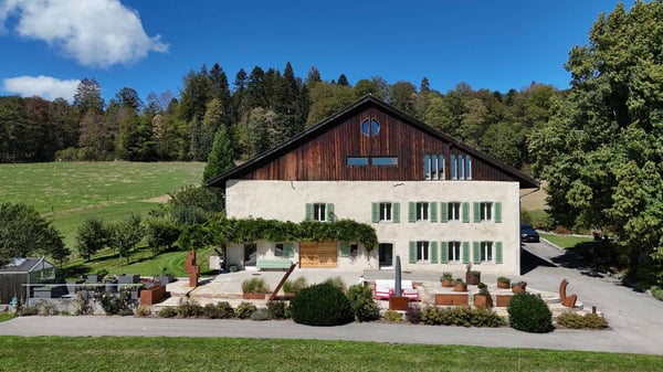 Une ferme d'exception nichée au pied sud de Chasseral 13