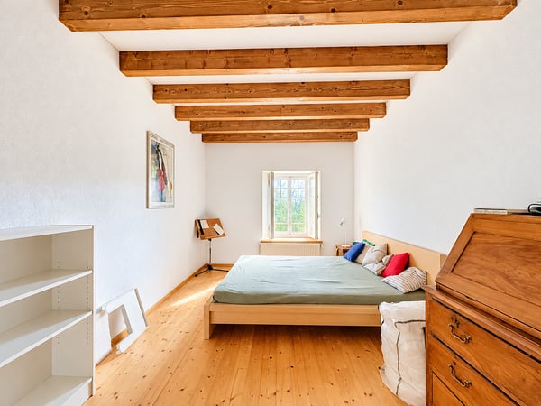 Maison aux multiples possibilités dans un cadre verdoyant 10