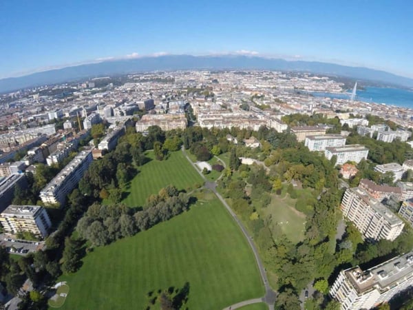 À vendre : Hôtel particulier de caractère Genève Rive Gauche 1