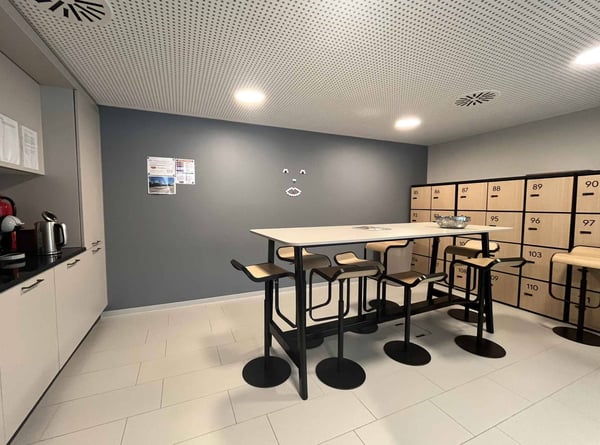 Bureaux modernes et lumineux 410 m² Gare de Lancy Bachet 10