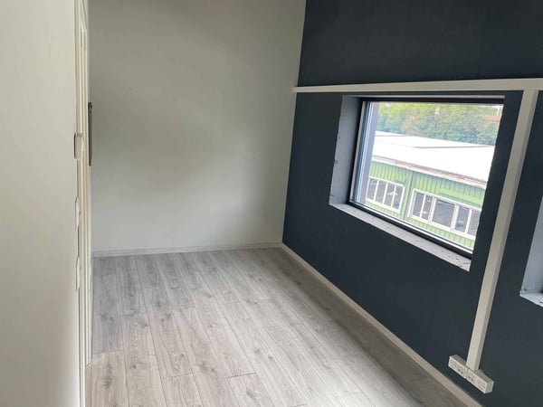 Surface de bureaux de 375 m² au cur des Acacias 7