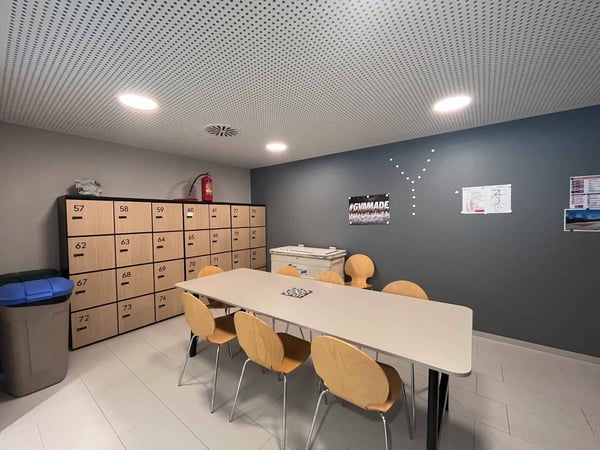 Bureaux modernes et lumineux  620 m² Gare de Lancy Bachet 9