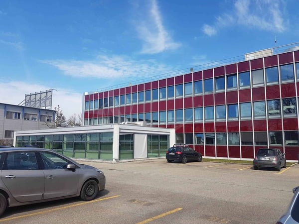 Bureaux 160m2 à deux pas de laéroport 16