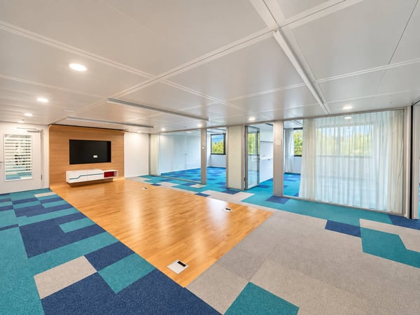 ARCenter  920 m² de bureaux plug & play à Vernier 1