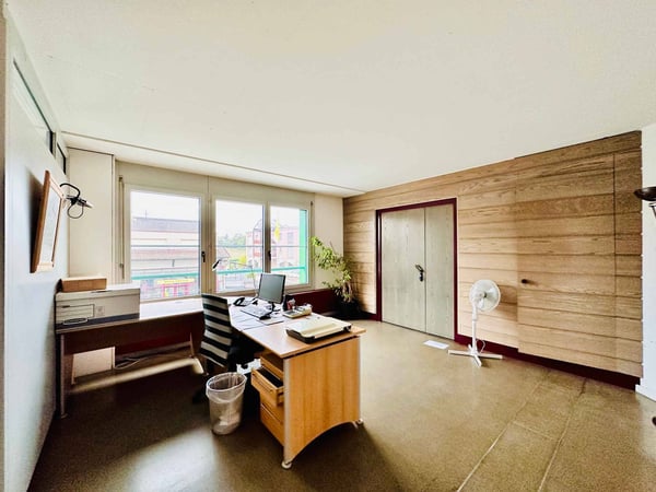 Surface de bureaux de 430 m² à vendre à Nyon 5