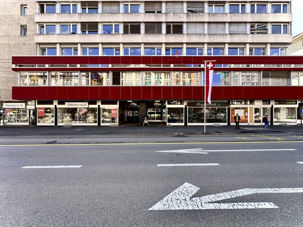 Bureaux, locaux de 128 m2 à louer à la Chaux-de-Fonds 1