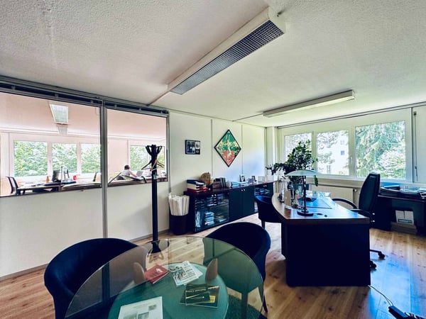 Bureaux, locaux de 370 m2 divisibles à louer à Lausanne 1