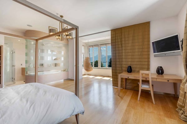 Magnifique propriété de maître, vue et situation exceptionnelles 8