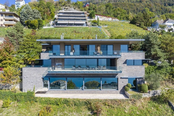 Situation privative et vue panoramique sur le lac 7