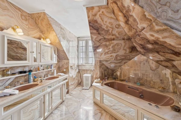 Propriété de prestige au calme, à deux pas du centre-ville 7