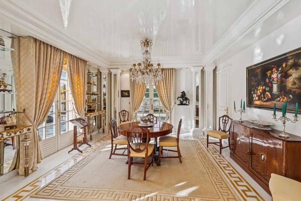 Propriété de prestige au calme, à deux pas du centre-ville 3