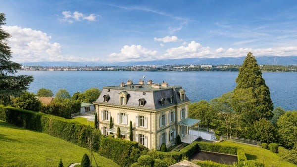 Magnifique appartement avec terrasse surplombant le lac 10