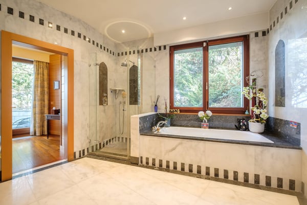 Magnifique appartement avec terrasse surplombant le lac 4