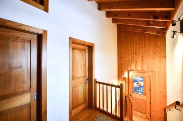 Charmant chalet à Patier 8