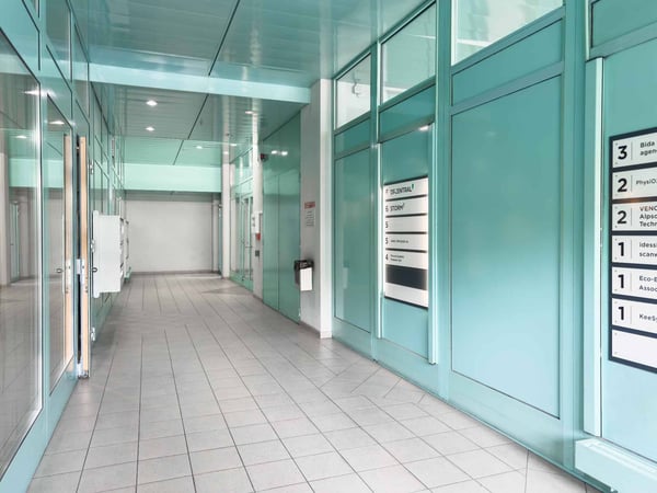 Surface d'atelier ou bureau de 320 m² à Carouge 1