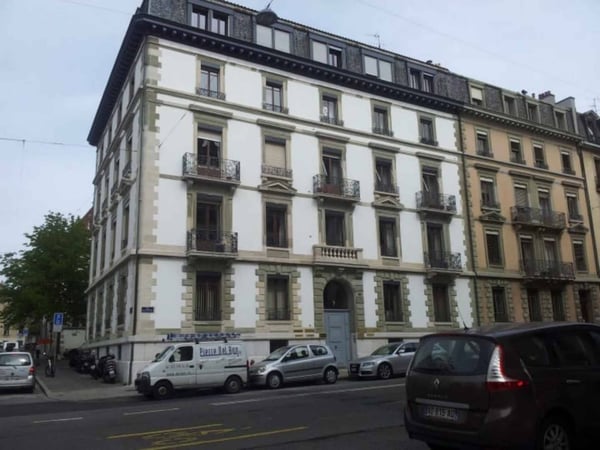 Bureau à louer quartier des bastions - 6 m2 1